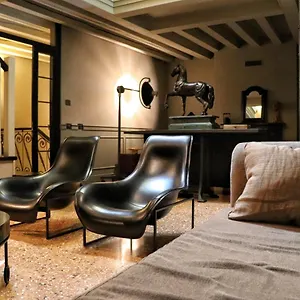 Maison Matilda - Luxury Affittacamere Treviso